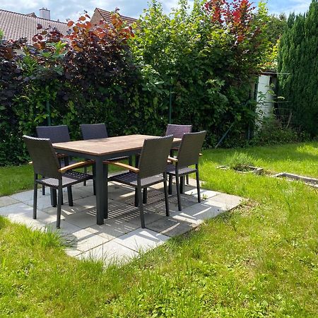 Stadtrand Oase Karlsruhe Mit Balkon المظهر الخارجي الصورة