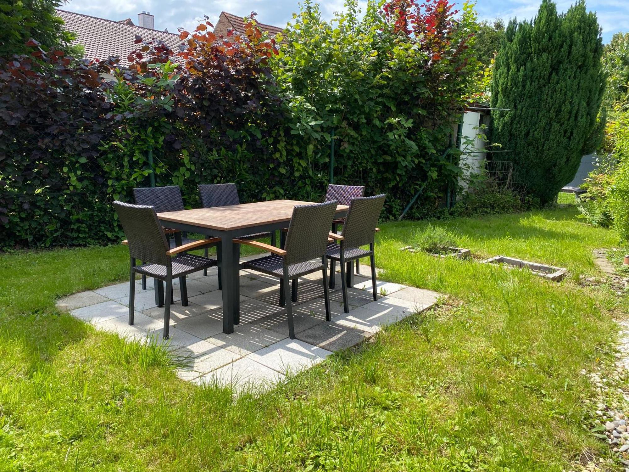 Stadtrand Oase Karlsruhe Mit Balkon المظهر الخارجي الصورة